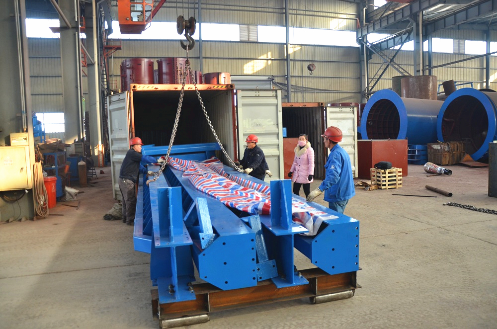 Concrete Pipe Casting Machine.jpg